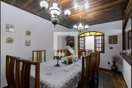 Casa à venda com 300m², 5 quartos e 3 vagasSala de Jantar