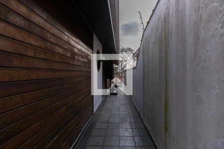 Casa à venda com 300m², 5 quartos e 3 vagasCorredor 1