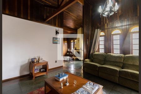 Sala Principal de casa para alugar com 5 quartos, 300m² em Interlagos, São Paulo