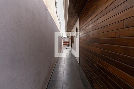 Casa à venda com 300m², 5 quartos e 3 vagasCorredor 2