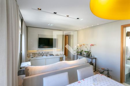 Sala de apartamento à venda com 3 quartos, 90m² em São Pedro, Belo Horizonte