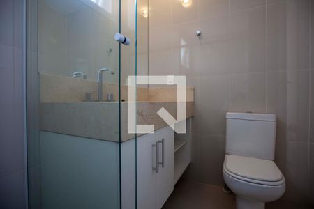 Apartamento à venda com 97m², 3 quartos e 2 vagasBanheiro do Quarto 2