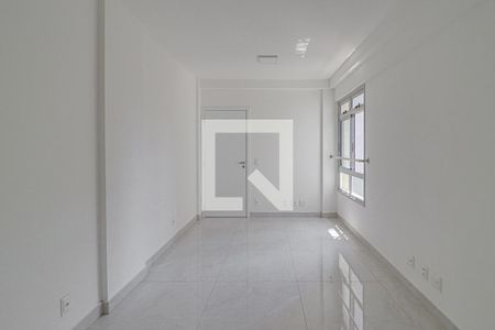 Sala de apartamento para alugar com 2 quartos, 70m² em São Pedro, Belo Horizonte