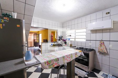 Casa à venda com 135m², 3 quartos e 4 vagas Casa à venda com 135m², 3 quartos e 4 vagasCozinha