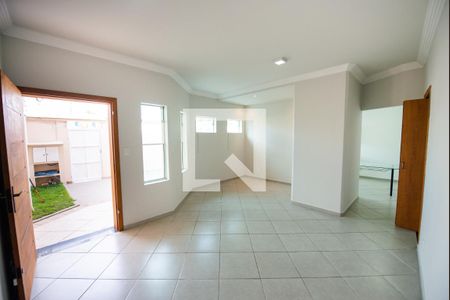 Sala de casa para alugar com 3 quartos, 135m² em Esplanada Independência, Taubaté