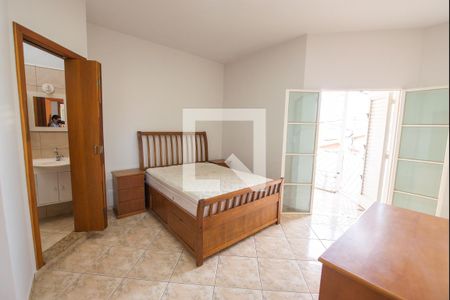 Casa para alugar com 135m², 3 quartos e 3 vagasSuíte