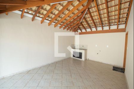 Casa para alugar com 135m², 3 quartos e 3 vagasÁrea de Serviço e Garagem