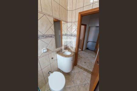 Casa para alugar com 135m², 3 quartos e 3 vagasBanheiro do Corredor