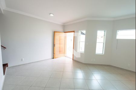 Sala de casa para alugar com 3 quartos, 135m² em Esplanada Independência, Taubaté