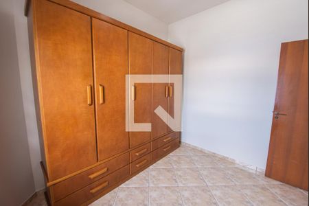 Quarto 2 de casa para alugar com 3 quartos, 135m² em Esplanada Independência, Taubaté