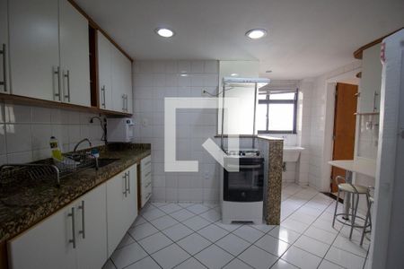 Cozinha e Área de Serviço de apartamento para alugar com 3 quartos, 200m² em Recreio dos Bandeirantes, Rio de Janeiro