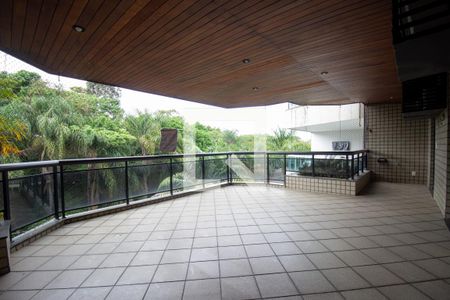Varanda de apartamento para alugar com 3 quartos, 200m² em Recreio dos Bandeirantes, Rio de Janeiro