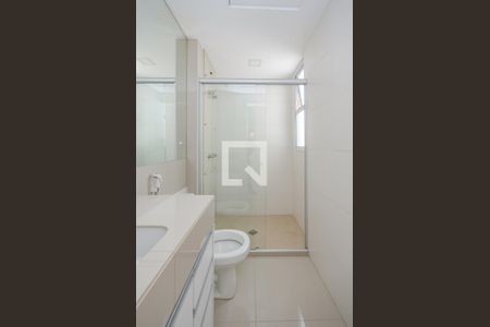 Apartamento para alugar com 80m², 2 quartos e 2 vagasBanheiro Social