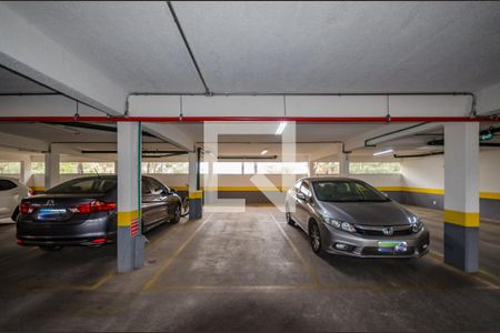 Apartamento para alugar com 80m², 2 quartos e 2 vagasGaragem