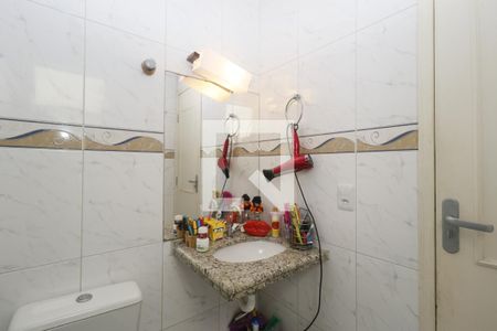 Casa à venda com 159m², 3 quartos e 3 vagasBanheiro Social