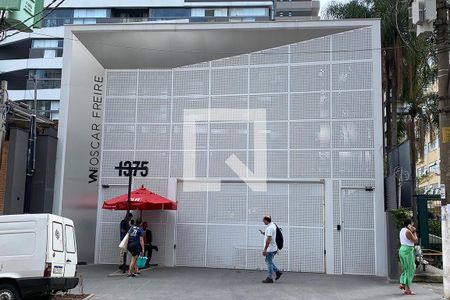 Studio para alugar com 19m², 1 quarto e sem vaga Studio para alugar com 19m², 1 quarto e sem vagaFachada