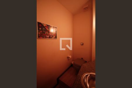 Apartamento à venda com 620m², 4 quartos e 1 vaga Apartamento à venda com 620m², 4 quartos e 1 vagaLavabo sala