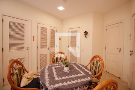 Apartamento à venda com 620m², 4 quartos e 1 vaga Apartamento à venda com 620m², 4 quartos e 1 vagaCozinha