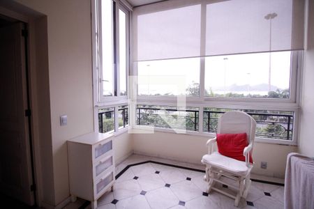 Apartamento à venda com 620m², 4 quartos e 1 vaga Apartamento à venda com 620m², 4 quartos e 1 vagaBanheiro Quarto