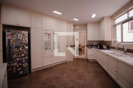 Apartamento à venda com 620m², 4 quartos e 1 vaga Apartamento à venda com 620m², 4 quartos e 1 vagaCozinha