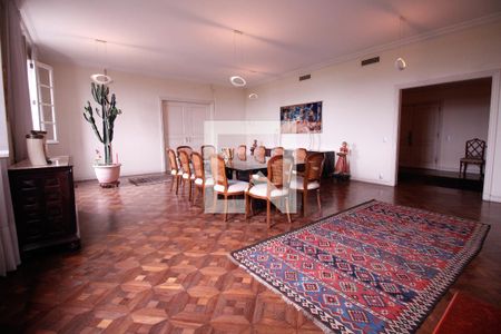 Apartamento à venda com 620m², 4 quartos e 1 vaga Apartamento à venda com 620m², 4 quartos e 1 vagaSala de Jantar