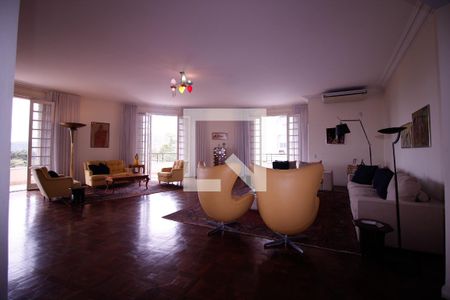 Apartamento à venda com 620m², 4 quartos e 1 vaga Apartamento à venda com 620m², 4 quartos e 1 vagaSala