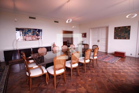 Apartamento à venda com 620m², 4 quartos e 1 vaga Apartamento à venda com 620m², 4 quartos e 1 vagaSala de Jantar