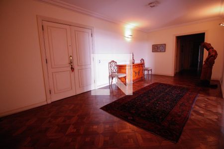 Apartamento à venda com 620m², 4 quartos e 1 vaga Apartamento à venda com 620m², 4 quartos e 1 vagaSala