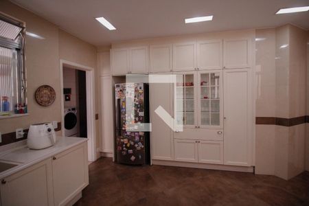 Apartamento à venda com 620m², 4 quartos e 1 vaga Apartamento à venda com 620m², 4 quartos e 1 vagaCozinha