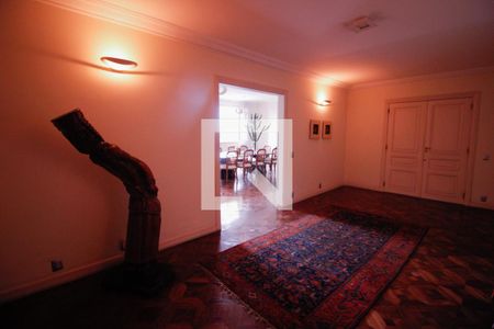 Apartamento à venda com 620m², 4 quartos e 1 vaga Apartamento à venda com 620m², 4 quartos e 1 vagaSala