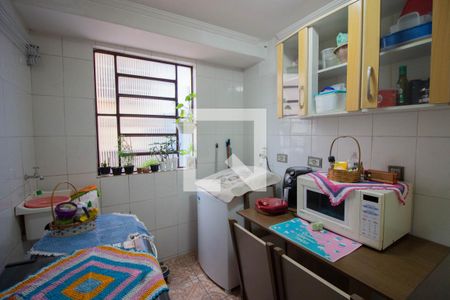 Apartamento para alugar com 50m², 2 quartos e 1 vaga Apartamento para alugar com 50m², 2 quartos e 1 vagaCozinha-Lavanderia