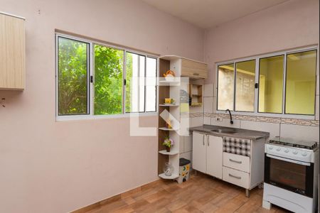 Sala e Cozinha de casa à venda com 2 quartos, 90m² em Vila Nova, Porto Alegre