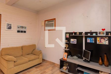 Sala e Cozinha de casa à venda com 2 quartos, 90m² em Vila Nova, Porto Alegre