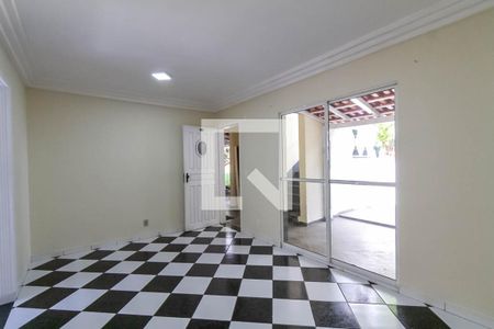 Sala de casa de condomínio à venda com 3 quartos, 70m² em Taboão, São Bernardo do Campo
