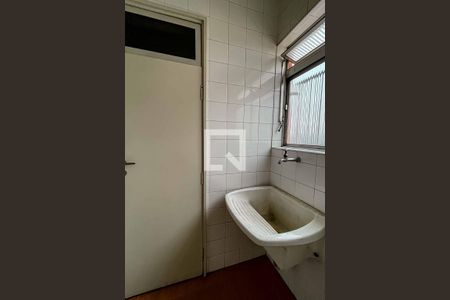 Apartamento para alugar com 60m², 2 quartos e 1 vaga Apartamento para alugar com 60m², 2 quartos e 1 vagaÁrea de serviço
