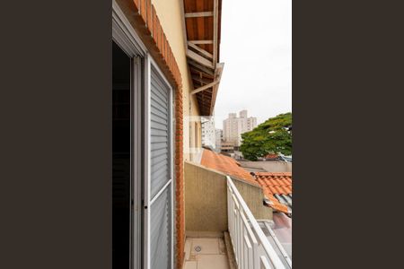 Casa de condomínio para alugar com 145m², 3 quartos e 3 vagasSacada Quarto 1