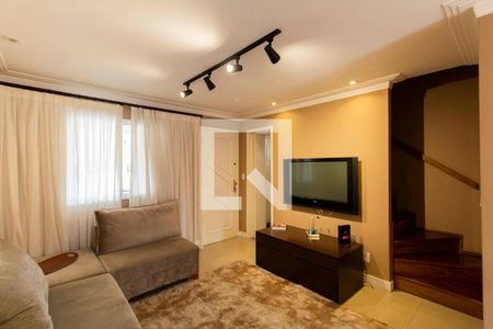 Sala de casa de condomínio para alugar com 3 quartos, 133m² em Vila Pierina, São Paulo