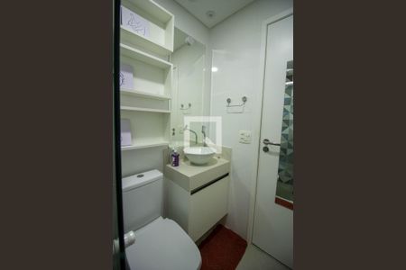 Apartamento à venda com 41m², 1 quarto e 1 vaga Apartamento à venda com 41m², 1 quarto e 1 vagaBanheiro da Suite