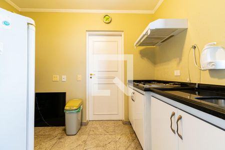 Apartamento à venda com 209m², 3 quartos e 5 vagasCozinha 2