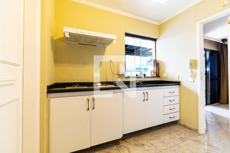 Apartamento à venda com 209m², 3 quartos e 5 vagasCozinha 2