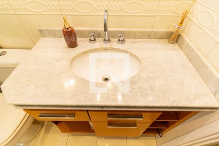 Apartamento à venda com 209m², 3 quartos e 5 vagasBanheiro Social 1