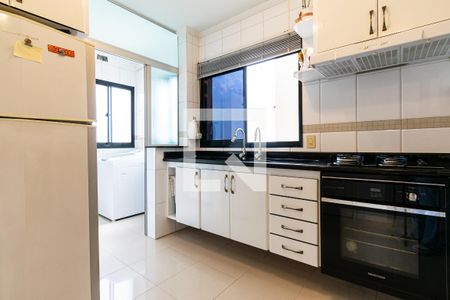 Apartamento à venda com 209m², 3 quartos e 5 vagasCozinha