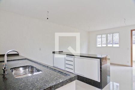 Casa de condomínio à venda com 95m², 2 quartos e 3 vagasCozinha