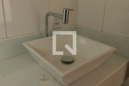 Casa de condomínio à venda com 98m², 2 quartos e 3 vagasBanheiro - torneira