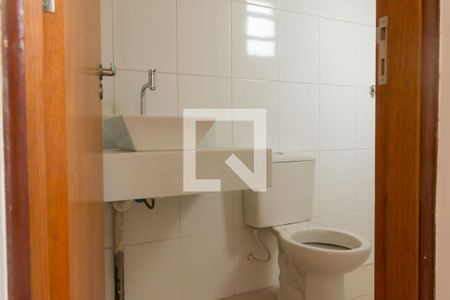 Casa de condomínio à venda com 92m², 2 quartos e 3 vagas Casa de condomínio à venda com 92m², 2 quartos e 3 vagasBanheiro suite 2