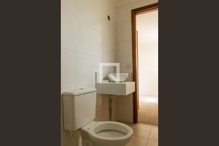 Casa de condomínio à venda com 92m², 2 quartos e 3 vagas Casa de condomínio à venda com 92m², 2 quartos e 3 vagasBanheiro da Suíte 1