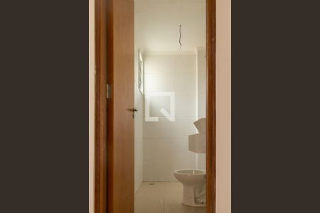 Casa de condomínio à venda com 105m², 2 quartos e 3 vagasBanheiro suite 1