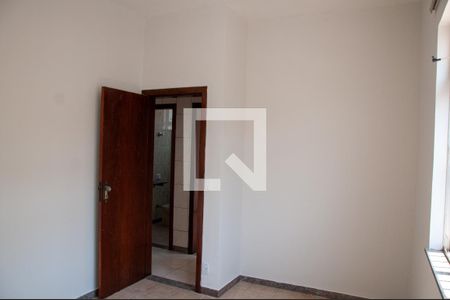 Quarto de apartamento para alugar com 3 quartos, 90m² em Jardim Bandeirantes, Contagem