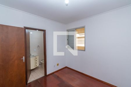 Suite de apartamento para alugar com 3 quartos, 95m² em Centro, Campinas