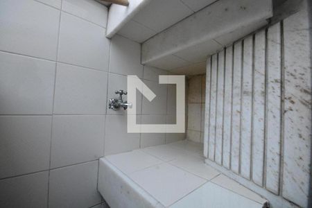 Apartamento para alugar com 71m², 2 quartos e sem vagaÁrea de Serviço
